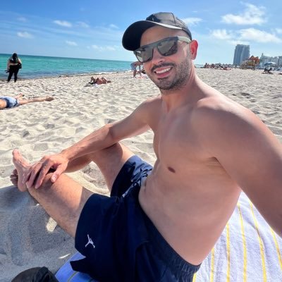 tikoexiste's profile picture. 