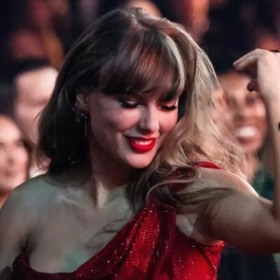 ♡ milan n1, milan n2, london n7 & london n8 ౨ৎ ⋆。 ゚☁︎。 ⋆。 ゚☾ ゚。 ⋆taylor louis beyoncé ariana