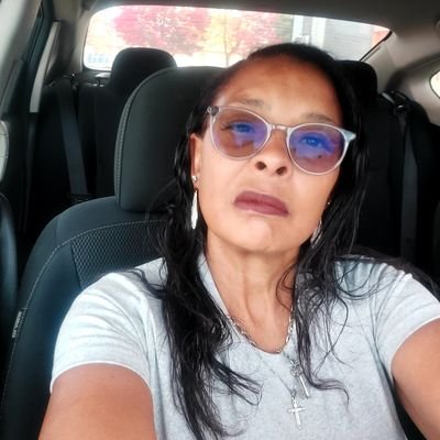 luv4ut1's profile picture. live love laugh