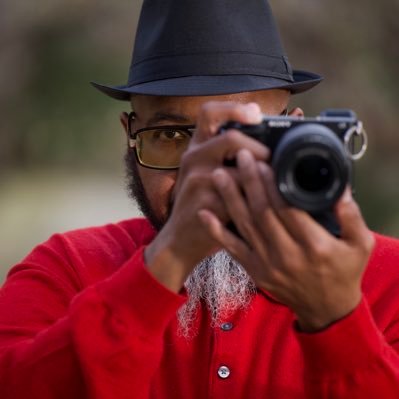 threadsoftime77's profile picture. 