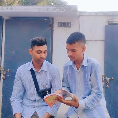 जीवन हमारी जाती है. मानव हमारा धर्म !हिंदू मुस्लिम सिख ईसाई, धर्म नहीं कोई न्यारा 