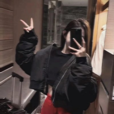 Aria_Aria09's profile picture. 🌊 Where the sky touches the sea.🌊