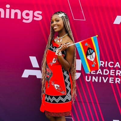 Software Engineering |Ambassador | BDM @GirlsInCryptoHub | SMM @CollegeGuideAfrica | Women in Tech Advocate | Web3 & AI Enthusiast | Creative Mind