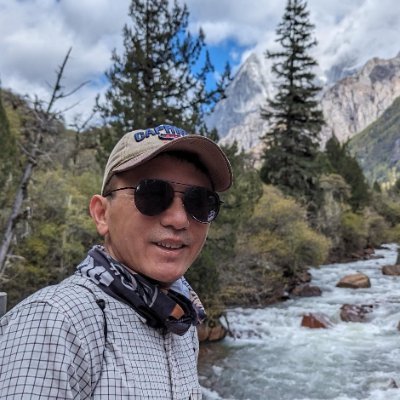 RogerOnAir's profile picture. Tech enthusiast | SW//HWEE | Focusing on Embedded Systems + AI