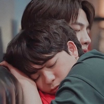 🐻❤️ #togapther พี่แก๊ป = นักสร้างตำนานในสนามบอล 🌸✨️ ตอนนี้อยู่ที่ #maxkybas ฮิ้ววว แมะๆกลับมาหาหนูแล้วนะ