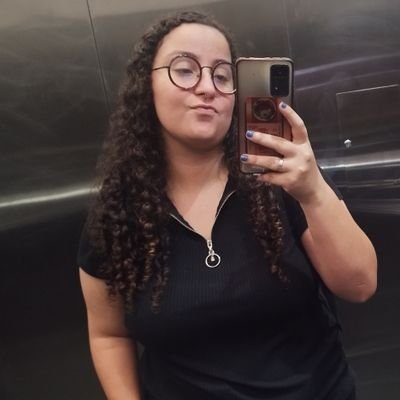 onde tem quem acha graça zoar viado
eu acho engraçado um racista baleado