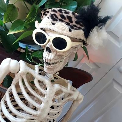 CrtalkrLewis's profile picture. Conservative, Artist, News Commentator. Thank God for this platform. Trump 2024