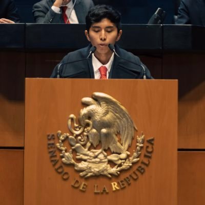 Estudiante de Derecho en defensa de la libertad y la democracia | Volveremos a fundar a la República Mexicana 🙌| Columnista por convicción ✒️🇲🇽