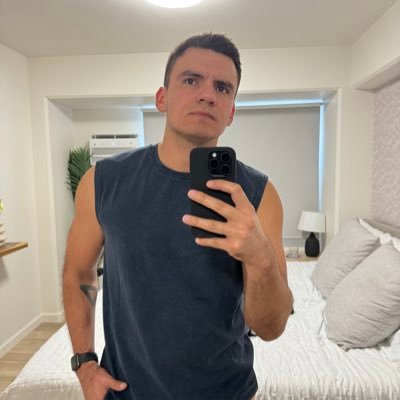 estafford90's profile picture. 