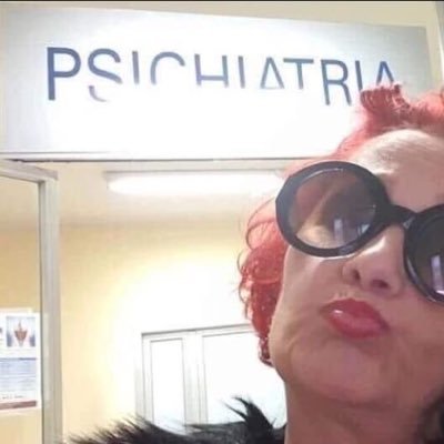 machadx_9's profile picture. apenas alguns dos meus pensamentos intrusivos😝