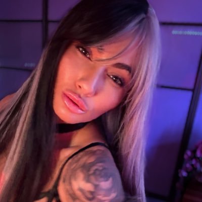 @xbiz @erofest 🏆 Independent performer 2023🏆 How you perceive me doesn't define me, it defines you..🦄🎀