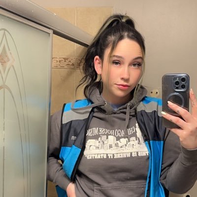 Sweetsami889's profile picture. 📍Chicago🏙         backup page