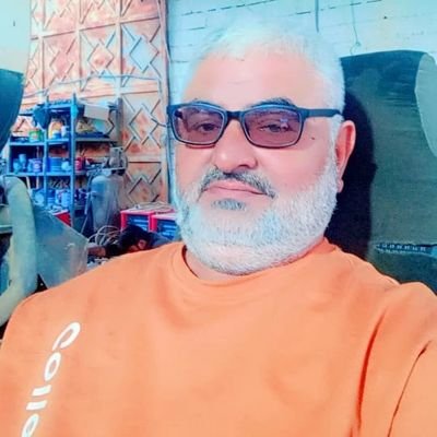 أنا فني كهرباي مدينة منور
