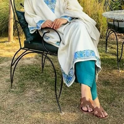 ਮੁਸਾਫ਼ਿਰ ਹਾਂ📿, ਖੁਦ ਦੀ ਤਲਾਸ਼ ਚ🥀🍃
ਮੈਂ ਬਹੁਤੇ ਚੰਗੇ ਹੋਣ ਦਾ ਕਿਰਦਾਰ ਨਹੀਂ ਨਿਭਾ ਸਕਦੀ।🙏