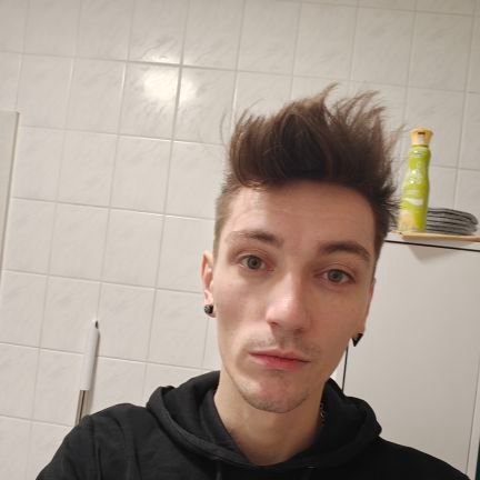 31 (yes, really) // bottom // hungry cum hole // now on it's way to entertain and get fucked