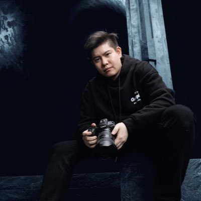 esports photographer @ESL 📸 // Graphic Designer 🎨 // Beatboxer 🎤 // Metalhead🎵 Fresh Account