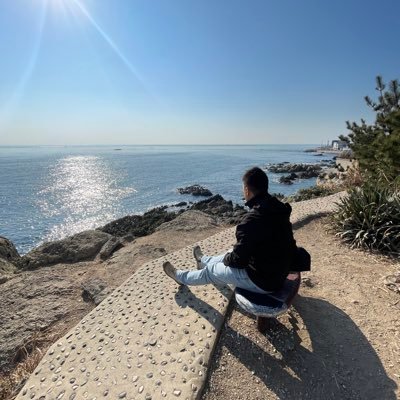 cmyu1808's profile picture. 喜歡跑步和游泳的貓奴⋯