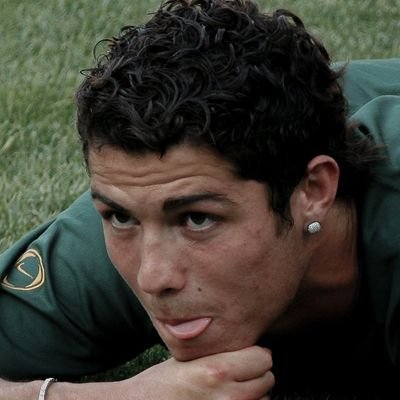 thestagg's profile picture. Behind that red door|| CR7 stan🐐