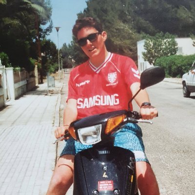 Sai Yok, Kanchanaburi and Bangkok.
AFC Wimbledon fan.
My Twitter name used to be Martin G, but people kept asking me if I am Kenny's brother. Or Gina's.