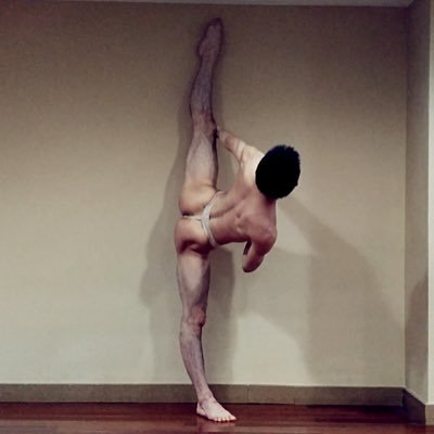 sparklingchao's profile picture. X & Instagram 欢迎大家关注我😉→@sparkingchao