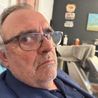 Fundador de la Societat Mundial en defensa de les Faves a la Catalana.
