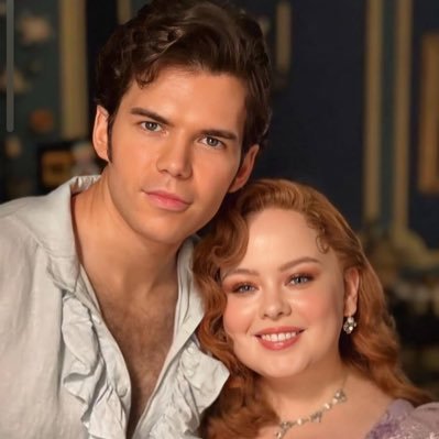 Texansince74's profile picture. Honestly just here for the Polin, but I’ll probably be talked into some Philoise eventually. 😚