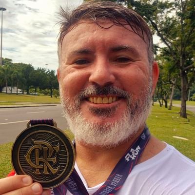 Sou um carioca que gosta de #correr e #turistarpelorio , além de ajudar pessoas através de soluções em #assuntosdetransito e como #mastercoach . Anderson Duarte
