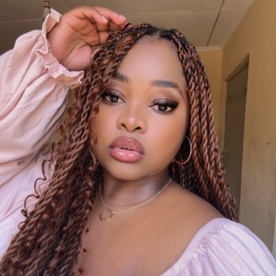 Multi🎤🎸🕹🎃🤽♀️🤹♀️talented Lifestyle🛍 || Travel🌏|| Gratitude 🙏 //Malawian \\