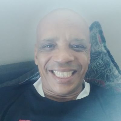 maurinholivros's profile picture. Sempre em busca do conhecimento