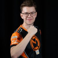 Guertas (@guertas_lol) 's Twitter Profile