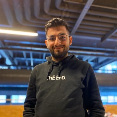Ouzolak38447037's profile picture. Frontend Developer | React, Next.js, TypeScript 🚀