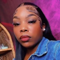 V O N π (@prettyyvee) 's Twitter Profile