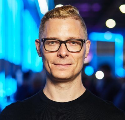 Building Next-Gen brands with tech of tomorrow | Future Report @Defiancemediatv | CEO @ Signal & Cipher | Generative AI / Synthetic Media / Futurist