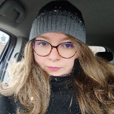 LilyRosaliina's profile picture. - 🔴 Live sur Twitch
- 🎵 Aime la musique
- 📚 Aime la lecture (Lou ! 🤍)
- 🌸 Fan de Yoko Taro
- 📱 El Psy Congroo
- 📧 Contact pro : lilyrosaliina@gmail.com