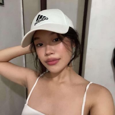 viewfrom149cm's profile picture. I was nowhere to be found, I hate the crowds.