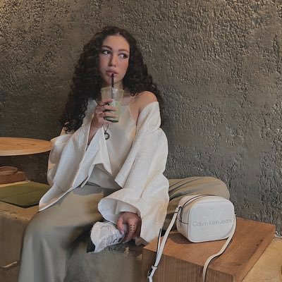 Baharshpv's profile picture. 