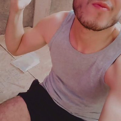 joven buena onda.
Fotos, Videos.. 🤫