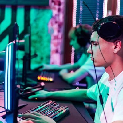 ApatekAllan's profile picture. https://t.co/apMJPCWVzA LFT