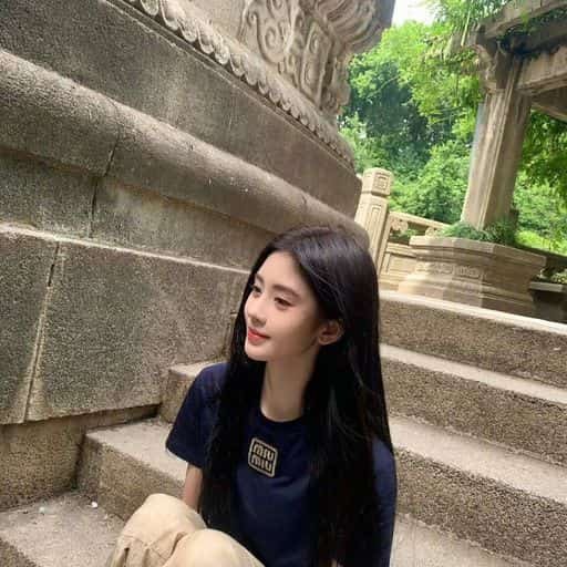 Ploashousha1a's profile picture. 