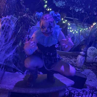 Just your common Online Persona!! | We are a furry in the furry fandom, a Crafty guy in Minecraft-overall Gamer and Artist | 18+ | Ambonec (he/her) | 🩵+💚 |