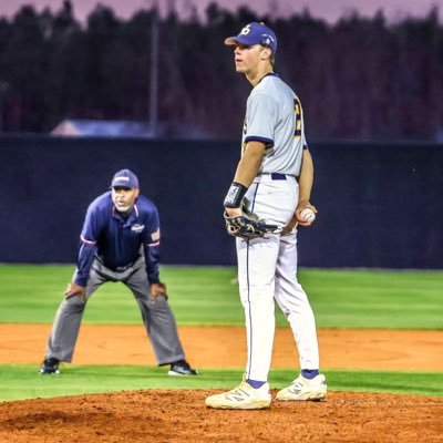 Jeff Davis High School | Christian ✝️ | 2025 | 4.0 GPA | 6’3 | 200 | 300 Power Clean | Football 🏈 | QB, ATH | Baseball ⚾️ | OF, RHP | @GSW_Baseball Commit