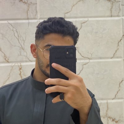 vxplle's profile picture. I just hide my sadness when I say it’s OK…