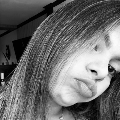 𝗨𝗻𝗮 𝗔𝗺𝘆siiuuuuu 𝗱𝗲 𝗽𝗼𝗰𝗮𝘀 𝗽𝗮𝗹𝗮𝗯𝗿𝗮𝘀 y hermosa muaaaaack