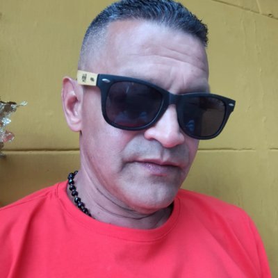 Albertogon87525's profile picture. 