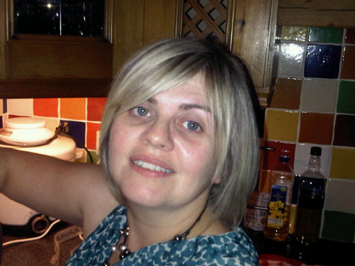 parksy_m's profile picture. I love shoes and my favourite colour is green. Live life to the max every day.