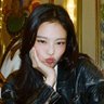 jnlisaa's profile picture. Solo necesito ver blackpink house con el amor de mi vida