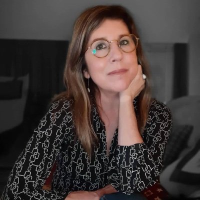 Discerning Sugar Mummy seeking a refined gentleman | Let's indulge in the finer things in life together | Spoiling my favorites | Let's have some fun. Discretio