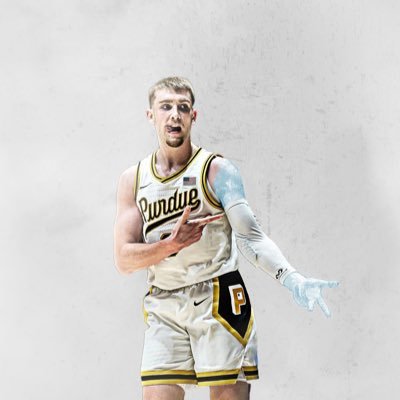 MatureBoiler's profile picture. Very mature. #purdue college hoops sommelier #takebackthebigten