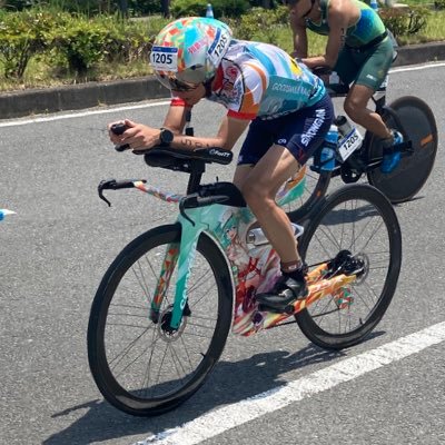 dent21697924's profile picture. ツイートは主にトライアスロン、マラソン、自転車。六甲山・淀川CRに出没。色々な自転車乗っています。気軽に話しかけて下さい。無言フォロー歓迎。仲良くやりましょう。