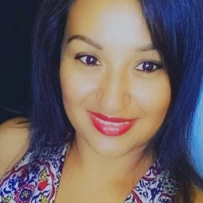 CeciliaBizz2025's profile picture. 